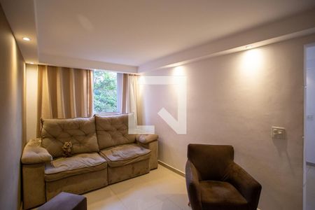 Sala de TV de apartamento à venda com 2 quartos, 69m² em Cidade Ademar, Diadema