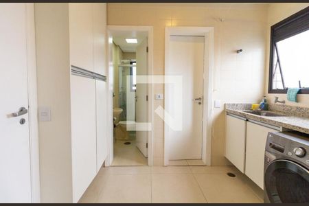 Apartamento à venda com 4 quartos, 180m² em Moema, São Paulo