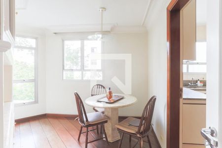 Apartamento à venda com 3 quartos, 196m² em Santa Cecilia, São Paulo