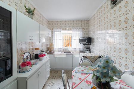 Casa à venda com 230m², 2 quartos e 2 vagas Casa à venda com 230m², 2 quartos e 2 vagasCozinha