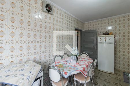 Casa à venda com 230m², 2 quartos e 2 vagas Casa à venda com 230m², 2 quartos e 2 vagasCozinha