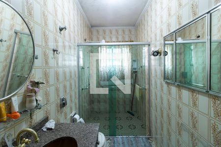 Casa à venda com 230m², 2 quartos e 2 vagas Casa à venda com 230m², 2 quartos e 2 vagasBanheiro