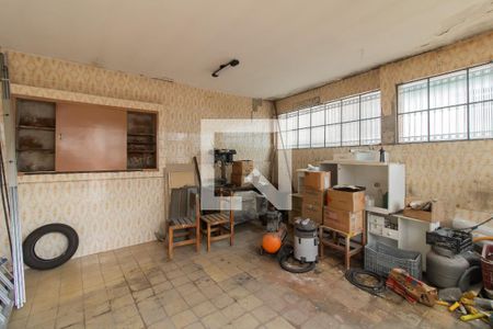 Casa à venda com 230m², 2 quartos e 2 vagas Casa à venda com 230m², 2 quartos e 2 vagasÁrea Externa