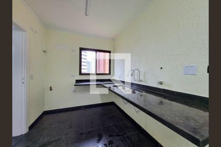 Apartamento à venda com 4 quartos, 236m² em Vila Suzana, São Paulo