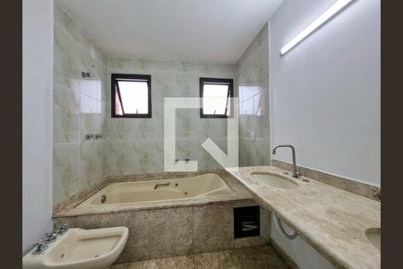 Apartamento à venda com 4 quartos, 236m² em Vila Suzana, São Paulo