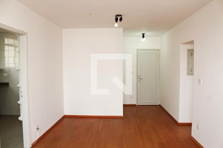 Apartamento à venda com 72m², 2 quartos e 1 vagaSala