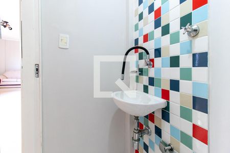 Lavabo de apartamento para alugar com 3 quartos, 128m² em Água Verde, Curitiba