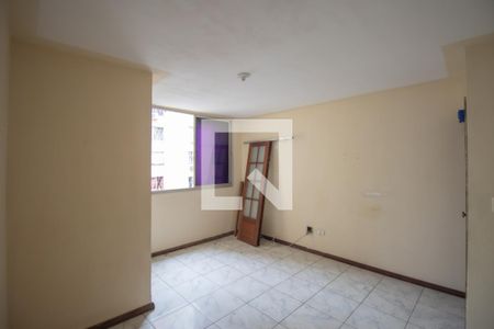 Sala de apartamento para alugar com 2 quartos, 57m² em Alcantara, São Gonçalo