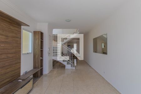 Sala de casa de condomínio para alugar com 3 quartos, 125m² em Jardim Nova Coimbra, Cotia