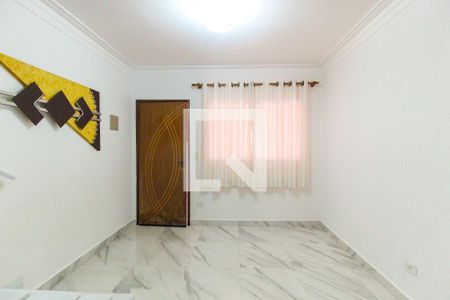 Sala de casa de condomínio para alugar com 2 quartos, 74m² em Vila Carmosina, São Paulo