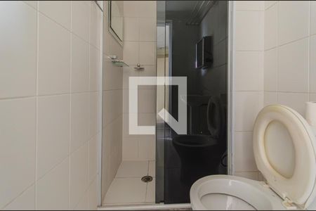 Banheiro de apartamento para alugar com 1 quarto, 33m² em Cambuci, São Paulo