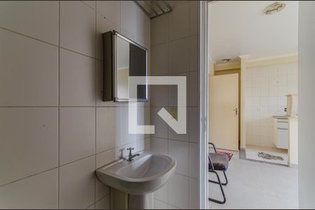 Banheiro de apartamento para alugar com 1 quarto, 33m² em Cambuci, São Paulo