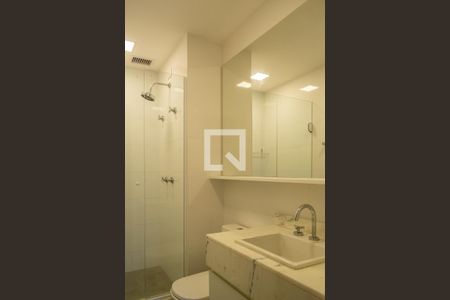 Banheiro  de apartamento para alugar com 1 quarto, 76m² em Centro Histórico, Porto Alegre