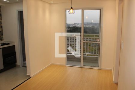 Sala de apartamento para alugar com 2 quartos, 47m² em Jardim Pioneiro, Cotia