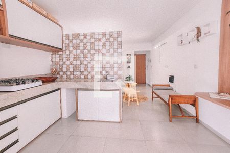 Sala de kitnet/studio para alugar com 1 quarto, 75m² em Piatã, Salvador