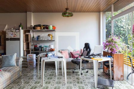 Casa à venda com 4 quartos, 400m² em Alto da Lapa, São Paulo