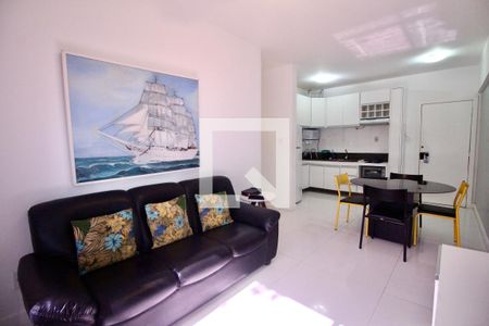 Sala de apartamento para alugar com 2 quartos, 60m² em Ondina, Salvador