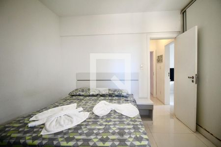 Quarto 1 de apartamento para alugar com 2 quartos, 60m² em Ondina, Salvador