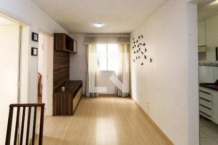 Sala  de apartamento para alugar com 2 quartos, 40m² em Parque Pinheiros, Taboão da Serra