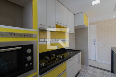 Cozinha de apartamento à venda com 3 quartos, 55m² em Vila Venditti, Guarulhos