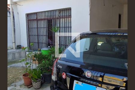 Casa à venda com 156m², 2 quartos e 2 vagas