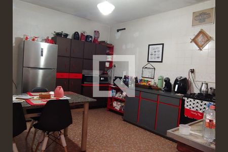 Casa à venda com 156m², 2 quartos e 2 vagas