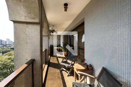 Apartamento à venda com 4 quartos, 261m² em Santa Cecilia, São Paulo