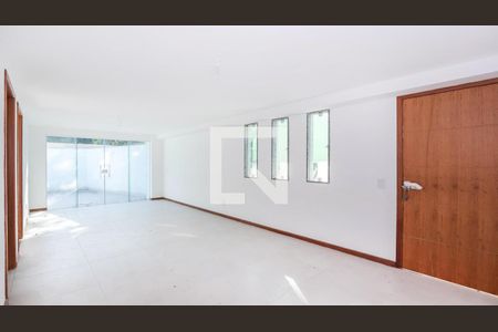 Casa à venda com 3 quartos, 169m² em Freguesia (Jacarepaguá), Rio de Janeiro