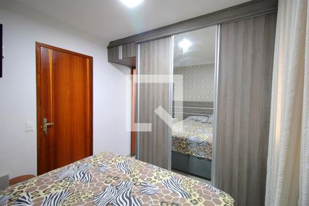 Quarto 1 de casa para alugar com 3 quartos, 100m² em Santa Cruz, Belo Horizonte