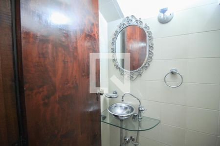Lavabo de casa para alugar com 3 quartos, 200m² em Vila Gomes Cardim, São Paulo