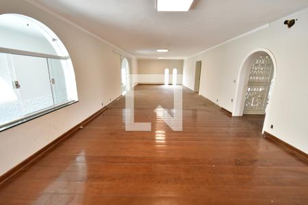 Sala 2 de casa para alugar com 8 quartos, 1000m² em Chácara Primavera, Campinas