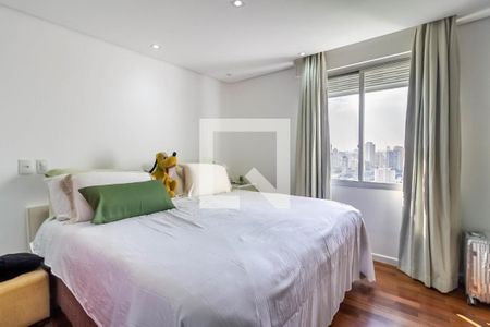 Apartamento à venda com 3 quartos, 240m² em Santo Amaro, São Paulo