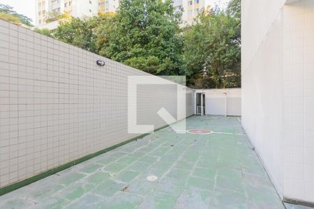 Apartamento à venda com 3 quartos, 177m² em Vila Ipojuca, São Paulo