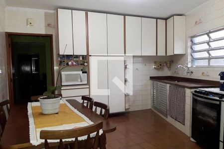 Casa à venda com 2 quartos, 165m² em Parque Novo Oratório, Santo André