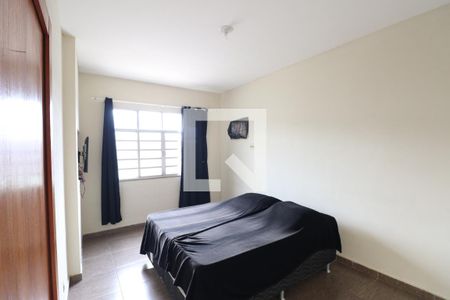 Quarto 1 de casa para alugar com 2 quartos, 60m² em São Miguel, São Gonçalo