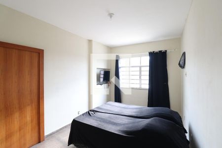 Quarto 1 de casa para alugar com 2 quartos, 60m² em São Miguel, São Gonçalo