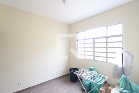 Quarto 2 de casa para alugar com 2 quartos, 60m² em São Miguel, São Gonçalo