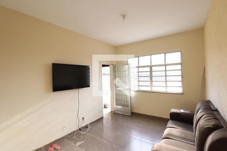 Sala de casa para alugar com 2 quartos, 60m² em São Miguel, São Gonçalo