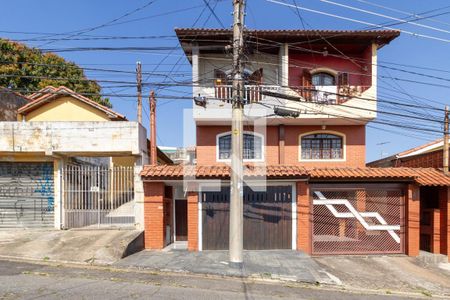 Casa à venda com 3 quartos, 198m² em Jardim Ana Maria, Santo André