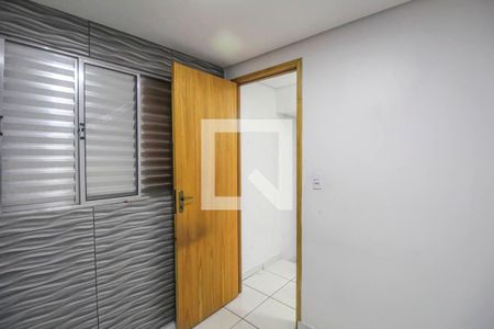 Quarto de apartamento para alugar com 2 quartos, 45m² em Jardim Novo Carrão, São Paulo