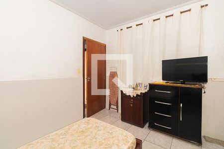 Suíte de casa à venda com 3 quartos, 150m² em Vila Maria Alta, São Paulo