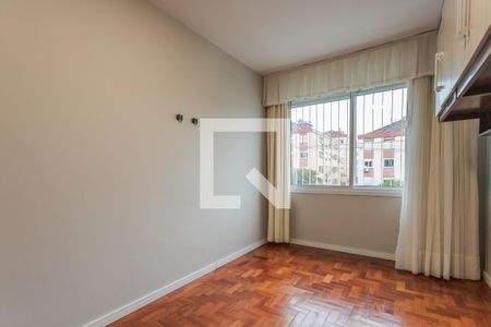 Quarto 1 de apartamento para alugar com 2 quartos, 75m² em Jardim Leopoldina, Porto Alegre