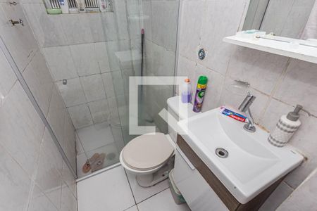 Banheiro de apartamento à venda com 2 quartos, 42m² em Jardim Maria Estela, São Paulo