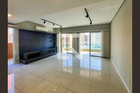 Sala de apartamento à venda com 3 quartos, 137m² em Vila Olímpia, São Paulo