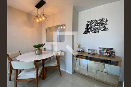 Sala de apartamento à venda com 2 quartos, 61m² em Todos Os Santos, Rio de Janeiro