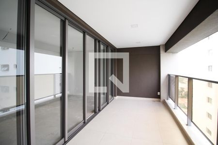 Varanda  de apartamento à venda com 3 quartos, 146m² em Vila Nova Conceição, São Paulo