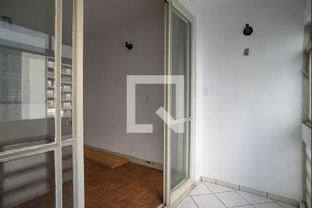 Varanda da Sala/Quarto de kitnet/studio à venda com 1 quarto, 36m² em Consolação, São Paulo