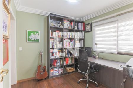 Apartamento à venda com 198m², 4 quartos e 3 vagas