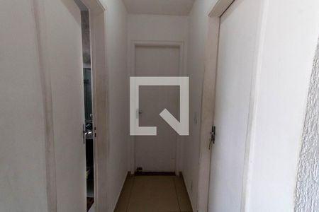 Corredor de apartamento à venda com 2 quartos, 60m² em Santana, Niterói