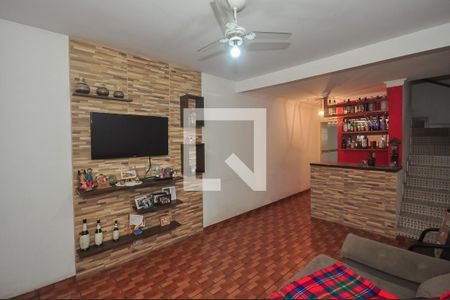 Sala de casa à venda com 2 quartos, 95m² em Parque Pinheiros, Taboão da Serra